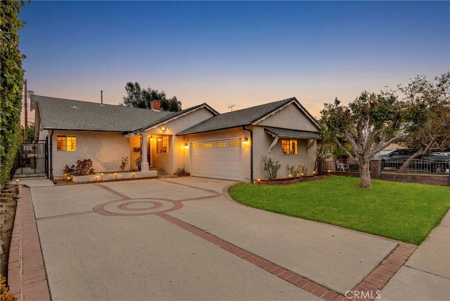 Property photo for 8542 Etiwanda, Northridge, CA
