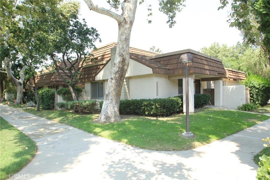 Property photo for 22153 James Alan Circle, Chatsworth, CA