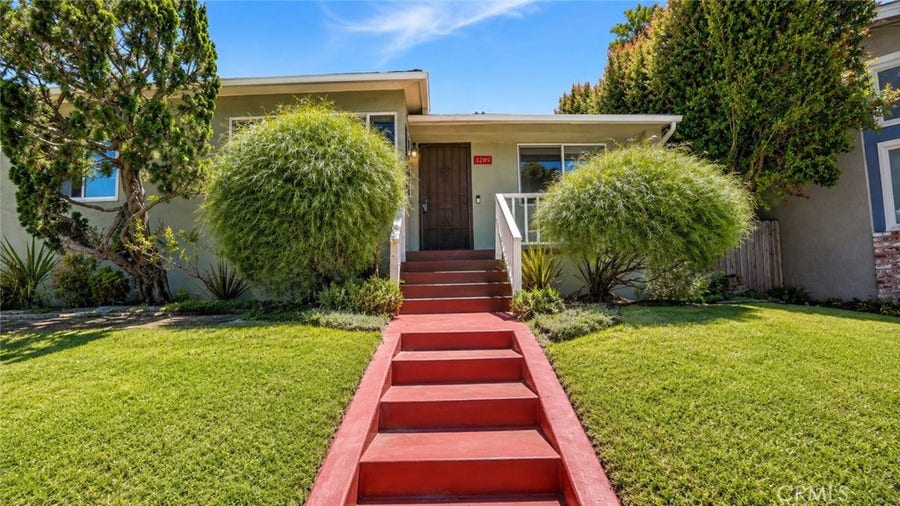 Property photo for 3289 Inglewood Boulevard, Los Angeles, CA