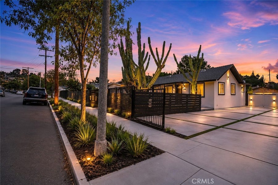 Property photo for 3918 Portola, Los Angeles, CA