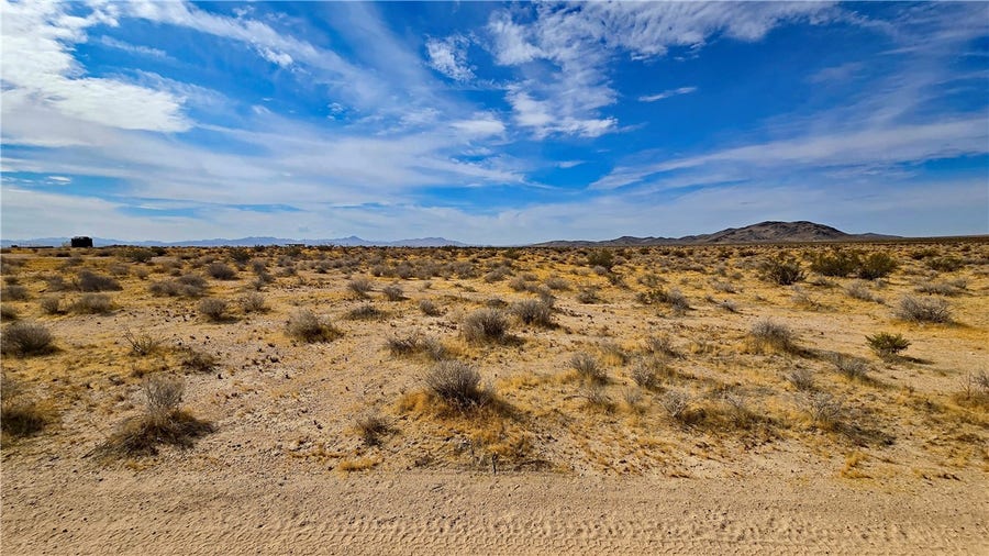 Property photo for 0 Old Hinkley Rd & Riverview Rd, Hinkley, CA