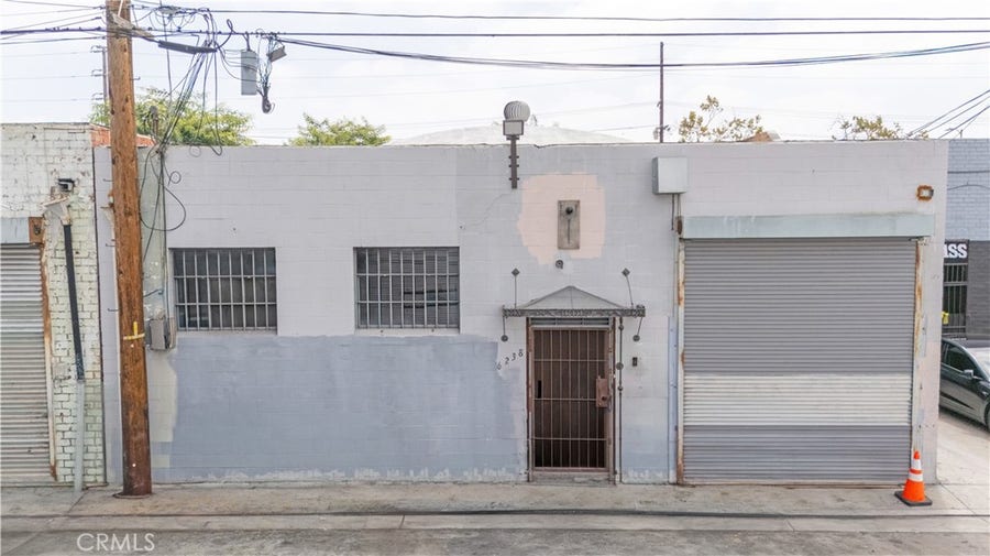 Property photo for 6238 S Manhattan, Los Angeles, CA