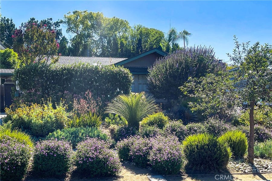 Property photo for 3769 Mound View, Studio City, CA