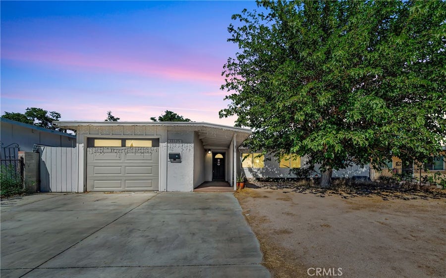 Property photo for 38625 Sumac, Palmdale, CA