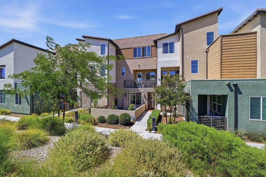 Property photo for 27040 Painted Sky, Valencia, CA