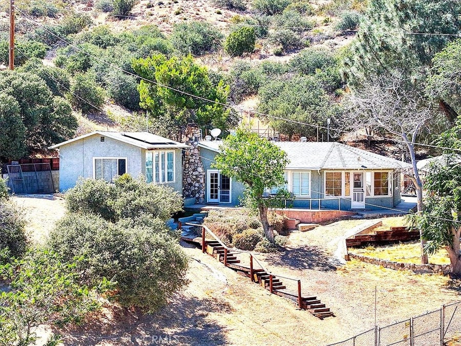 Property photo for 35273 Red Rover Mine, Acton, CA