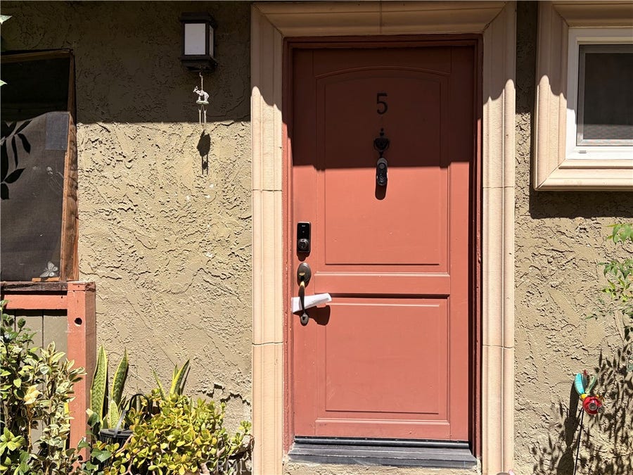 Property photo for 20146 Cohasset Street, #5, Winnetka, CA