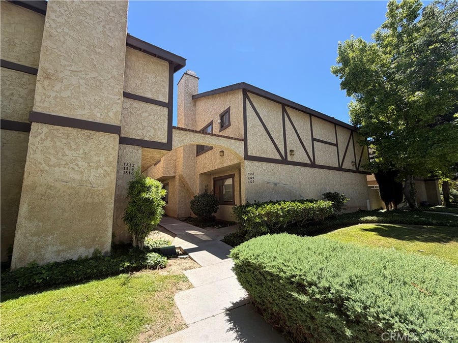 Property photo for 1322 W Avenue J4, Lancaster, CA