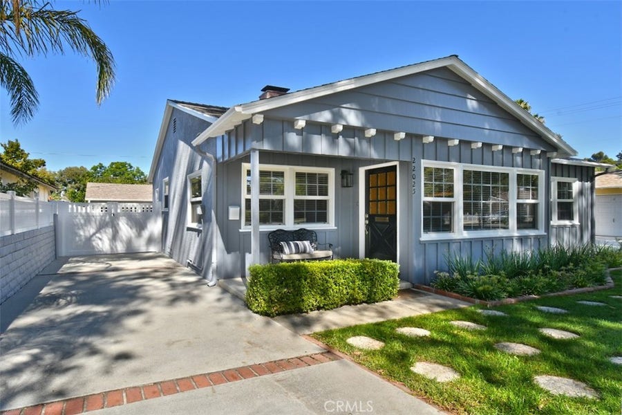 Property photo for 22025 De La Osa, Woodland Hills, CA