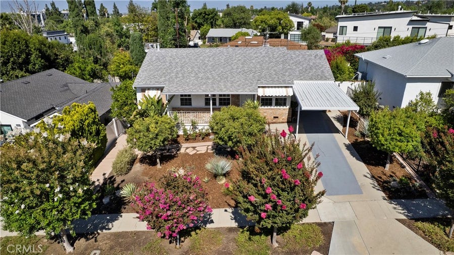 Property photo for 5126 Avenida Oriente, Tarzana, CA