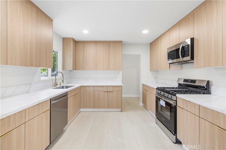 Property photo for 7108 Quakertown Avenue, Winnetka, CA