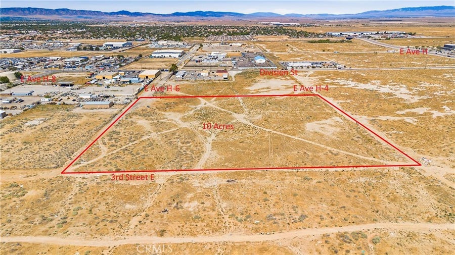 Property photo for 300 E Ave H4, Lancaster, CA