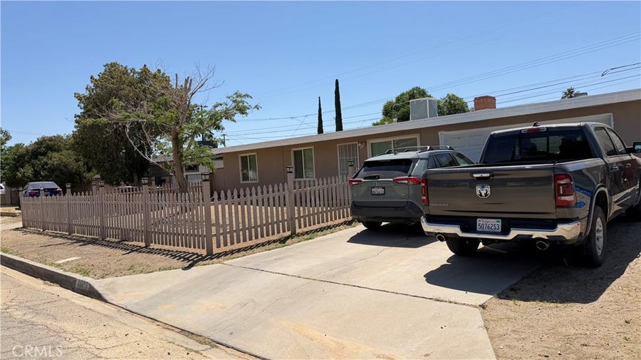 Property photo for 44423 3rd E, Lancaster, CA