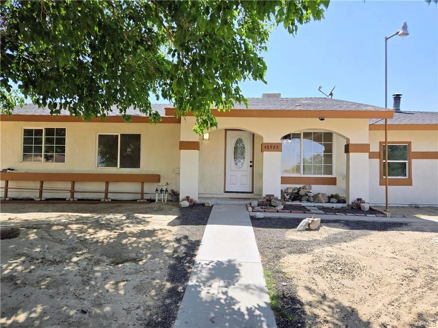 Property photo for 40525 166th E, Lancaster, CA