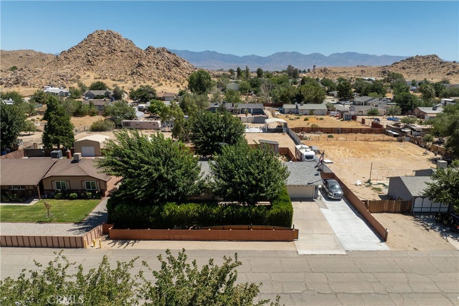 Property photo for 17164 Schollview, Lake Los Angeles, CA