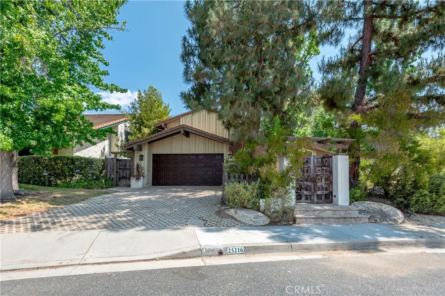 Property photo for 23216 PARK ESPERANZA, Calabasas, CA