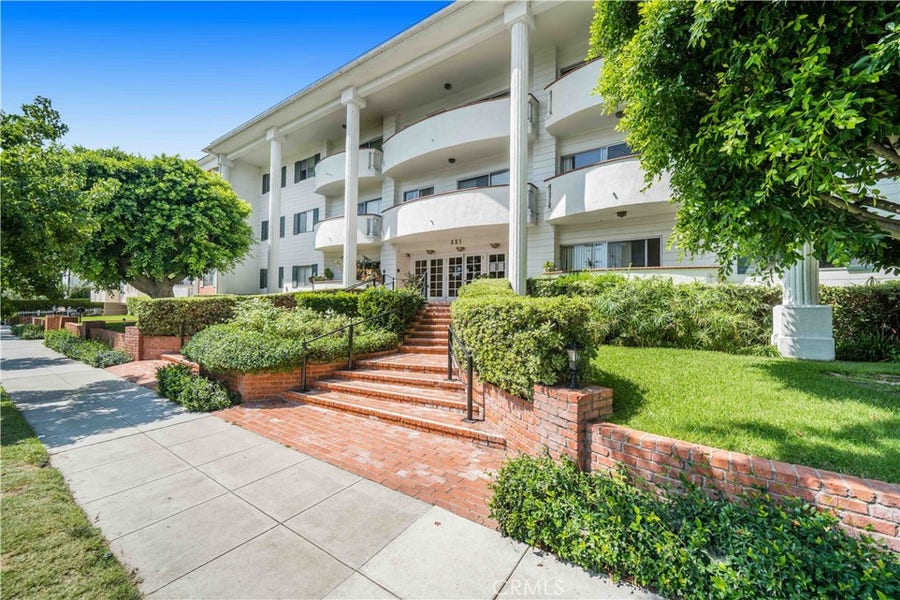 Property photo for 521 Montana Avenue, #211, Santa Monica, CA