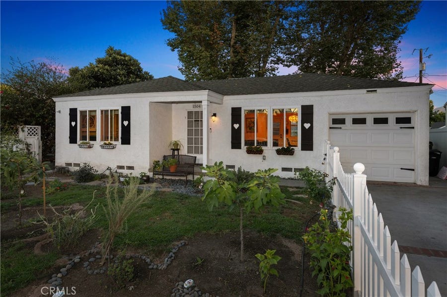 Property photo for 1504 W Chandler Boulevard, Burbank, CA