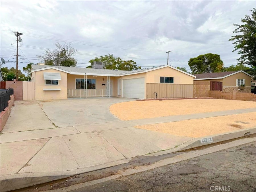 Property photo for 44736 Andale, Lancaster, CA
