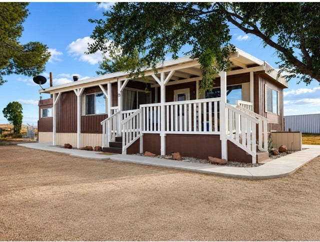 Property photo for 6254 Roadrunner, Rosamond, CA
