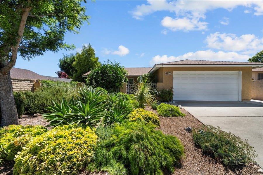 Property photo for 25074 Kerry Robin, Newhall, CA