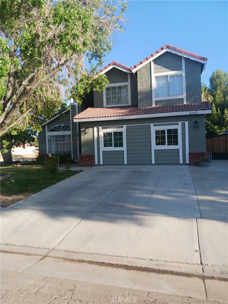 Property photo for 660 E Avenue J10, Lancaster, CA
