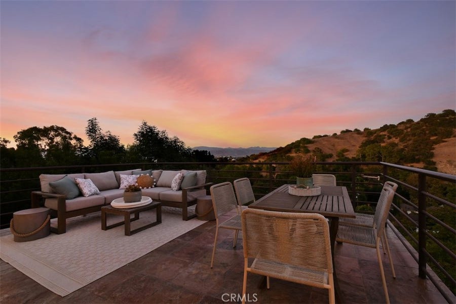 Property photo for 15059 Rayneta Drive, Sherman Oaks, CA