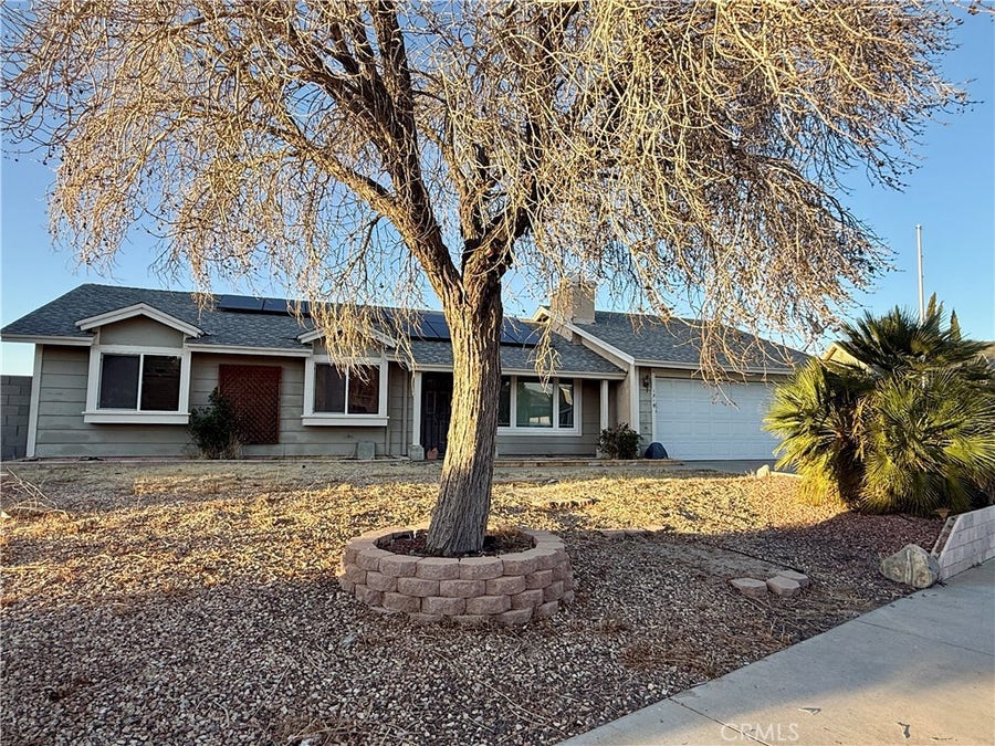 Property photo for 1719 Hitchcock, Palmdale, CA
