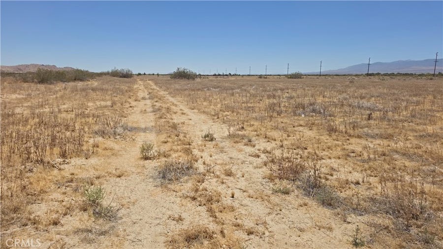 Property photo for 0 Q6 Vac Nog Avenue # Vic 11, Sun Village, CA