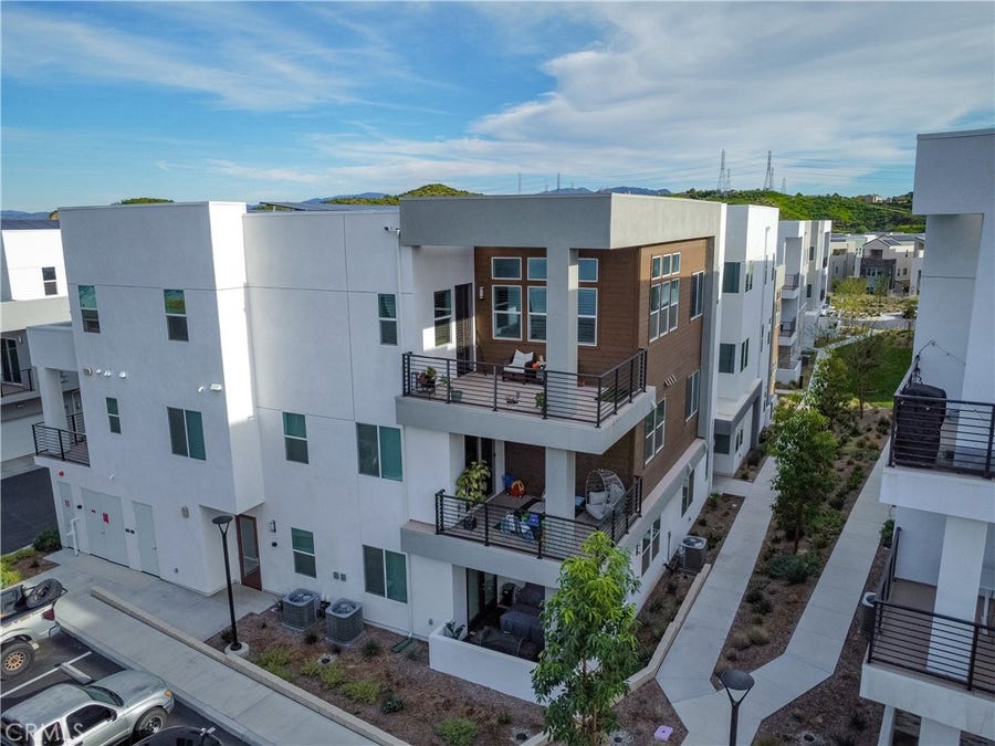 Property photo for 27227 Diamond Peak Lane, #302, Valencia, CA