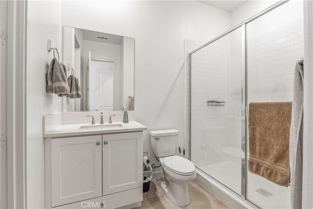 27227 Diamond Peak Lane, #302, Valencia, CA 91381 Secondary suite