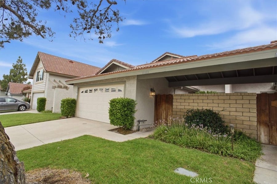 Property photo for 15833 Rosehaven Lane, Canyon Country, CA