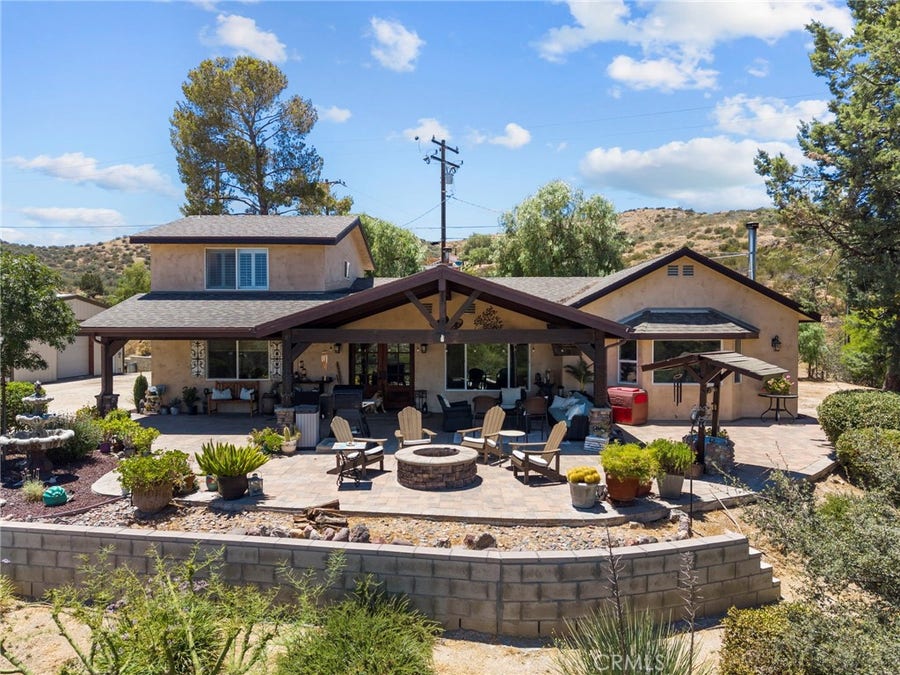 Property photo for 32935 Canyon Quail Trail, Agua Dulce, CA