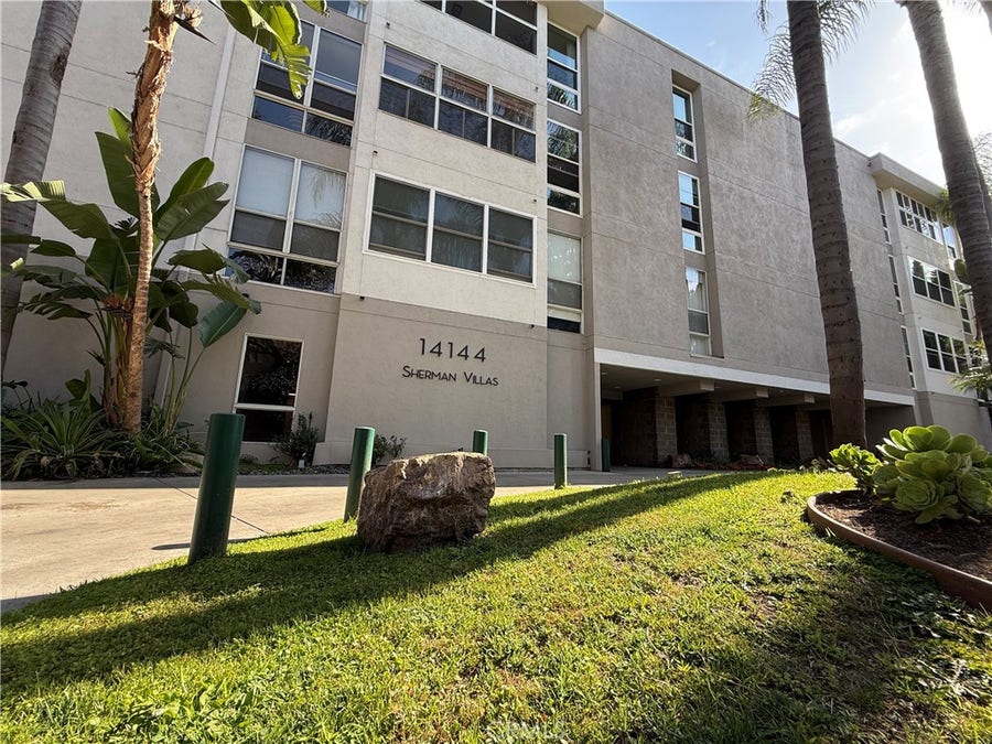 Property photo for 14144 Dickens, #310, Sherman Oaks, CA