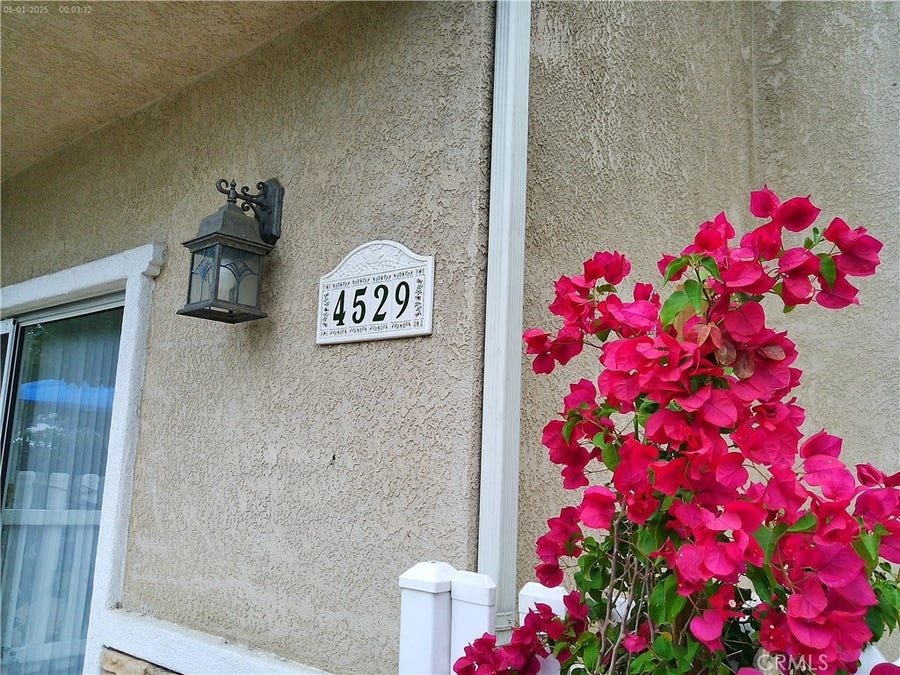 Property photo for 4529 Colfax, Los Angeles, CA