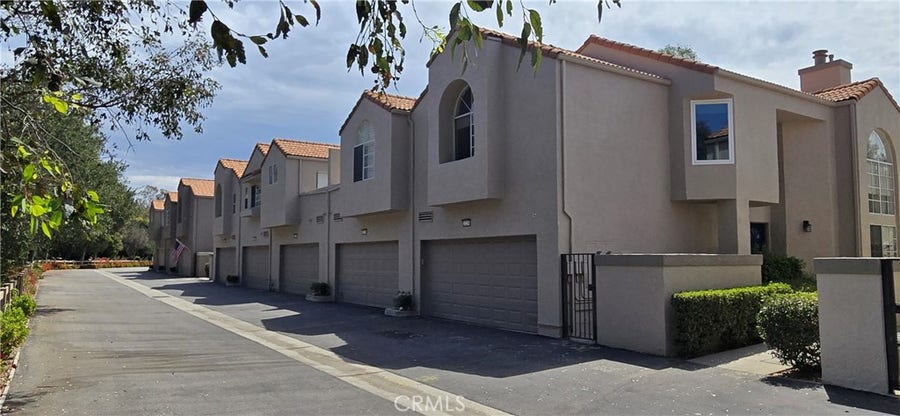 Property photo for 22236 Horizon, Chatsworth, CA