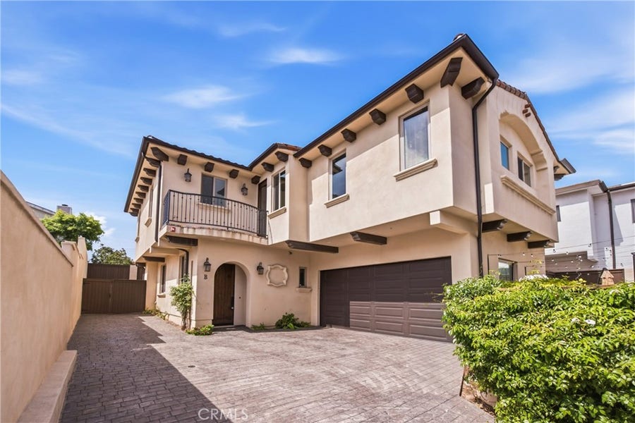 Property photo for 1918 Harriman Lane, Redondo Beach, CA