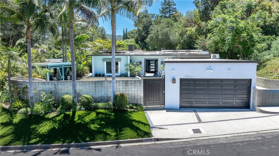 Property photo for 15514 High Knoll Road, Encino, CA
