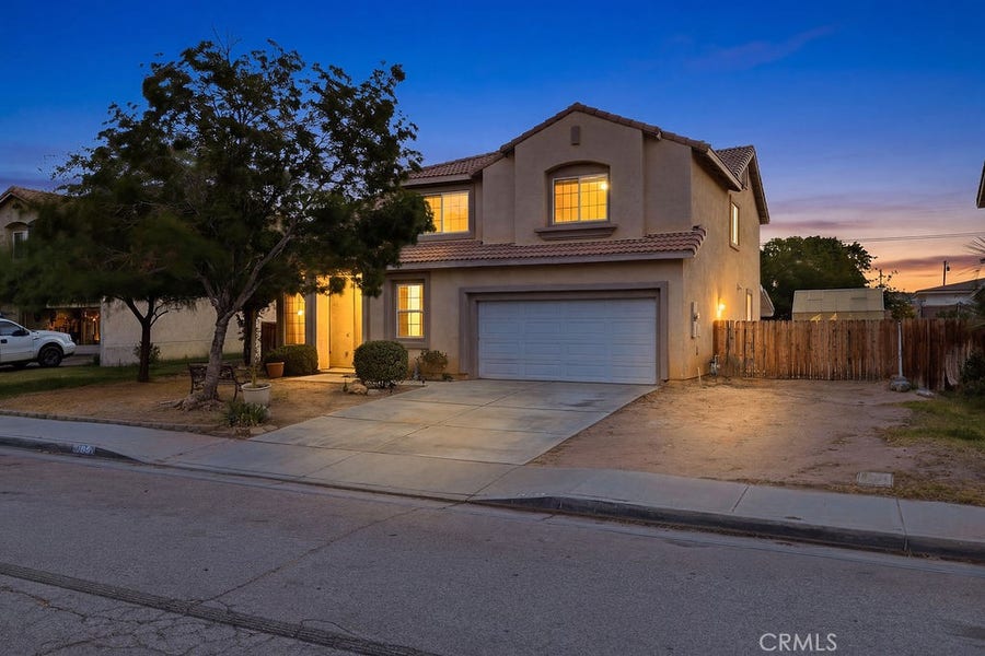 Property photo for 38519 37th E, Palmdale, CA