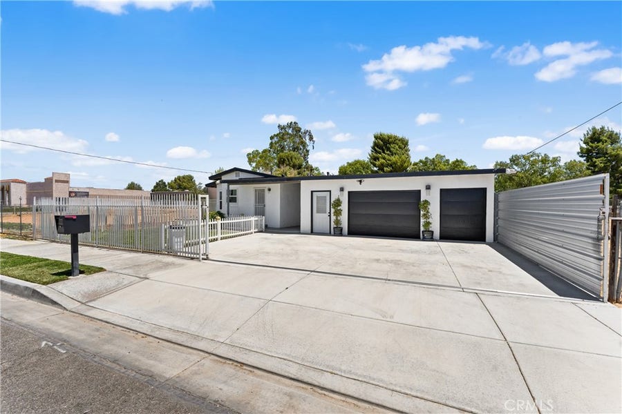 Property photo for 38610 9th E, Palmdale, CA