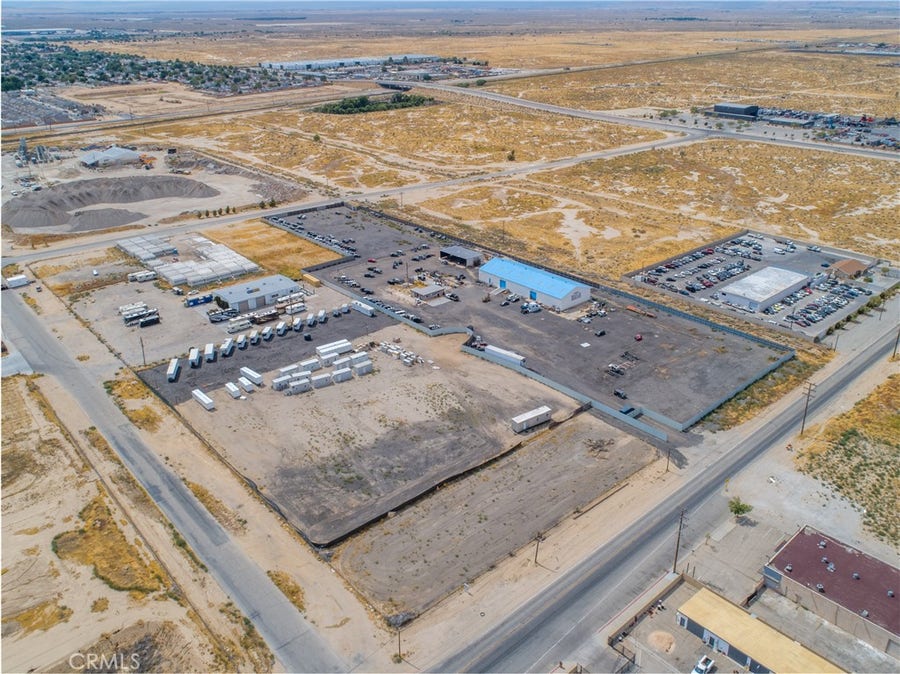 Property photo for 45761 Division Street, Lancaster, CA