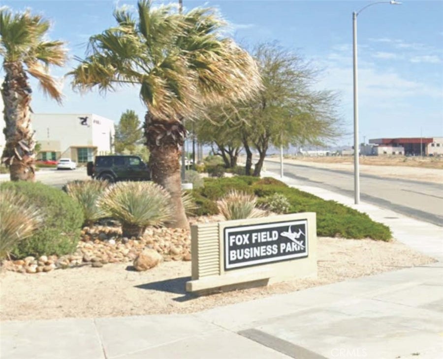 Property photo for 9 Great Western Dr, Lancaster, CA