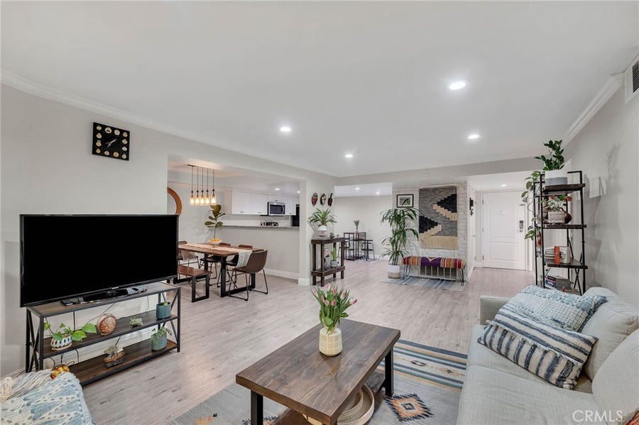 Property photo for 5009 Woodman Avenue, #108, Sherman Oaks, CA
