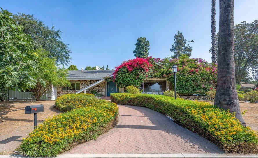 Property photo for 19443 Superior Street, Northridge, CA