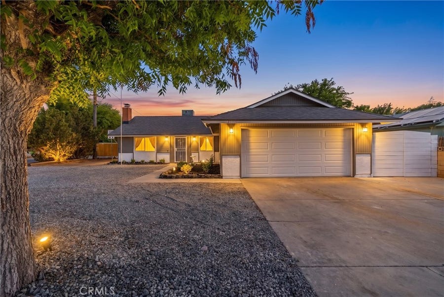 Property photo for 42701 40th Street W, Lancaster, CA