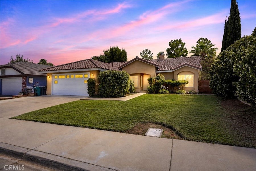 Property photo for 3202 Angeleno Place, Palmdale, CA