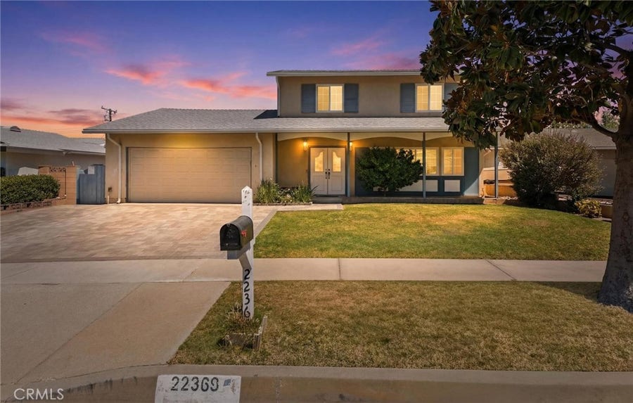 Property photo for 22369 Espuella, Saugus, CA