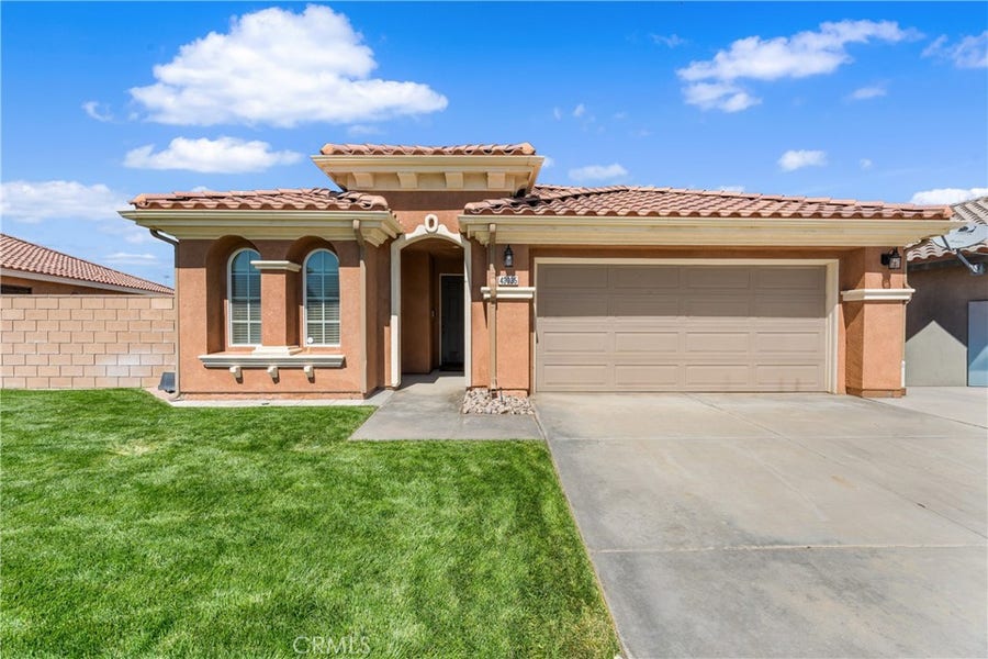 Property photo for 43035 Vineyard, Lancaster, CA