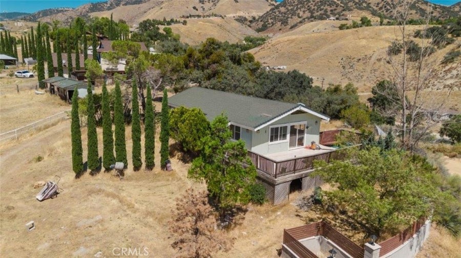 Property photo for 403 Cuddy Canyon Road, Lebec, CA