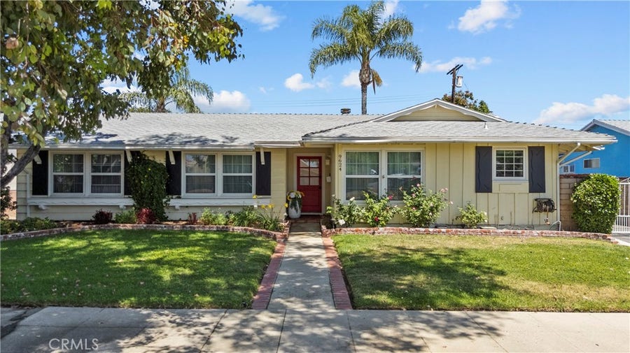 Property photo for 9624 Oso Avenue, Chatsworth, CA